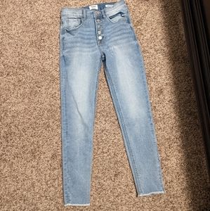 Size 4, light wash, Kensie jeans